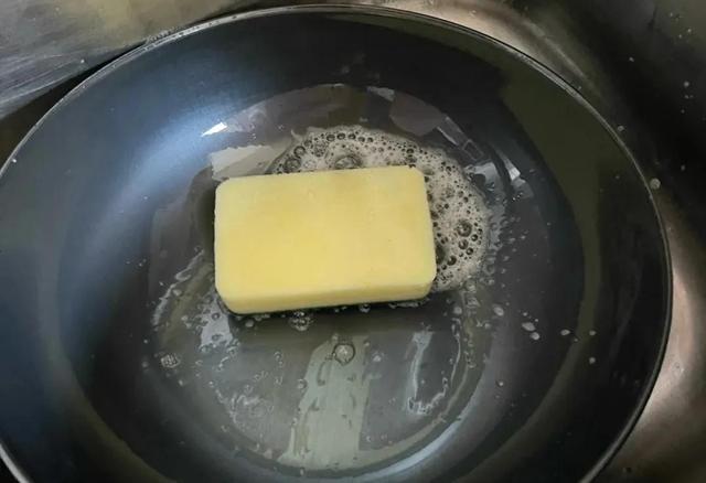 新的不粘锅使用前怎么处理方法