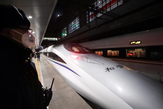 北京西到邯郸的火车时刻表查询结果